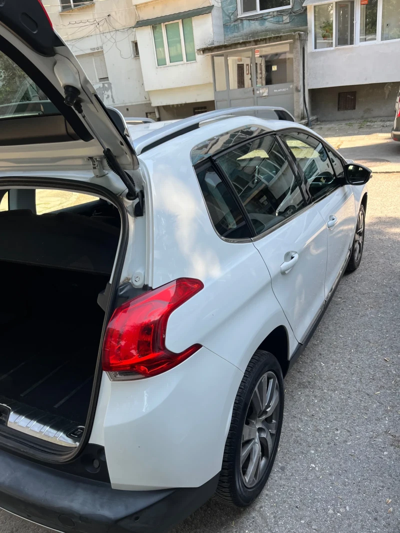 Peugeot 2008, снимка 6 - Автомобили и джипове - 52383601