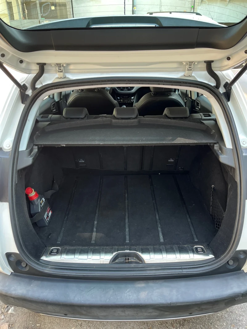 Peugeot 2008, снимка 3 - Автомобили и джипове - 52383601