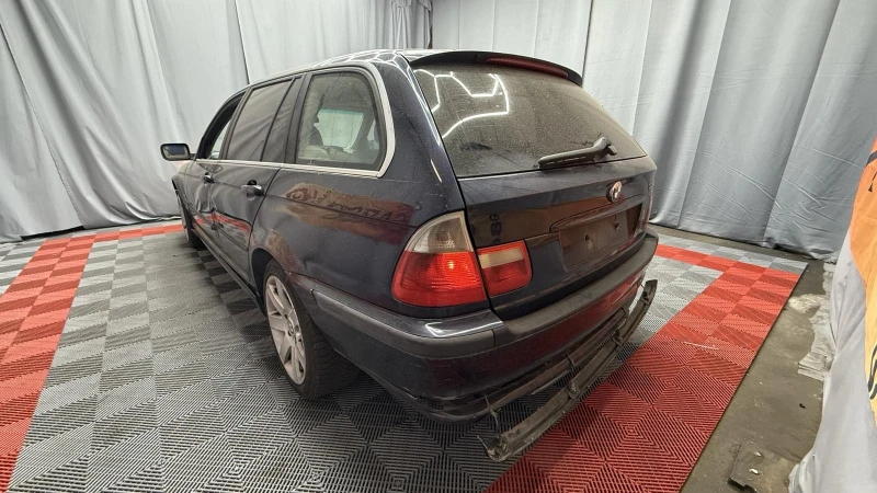 BMW 330, снимка 3 - Автомобили и джипове - 51930102