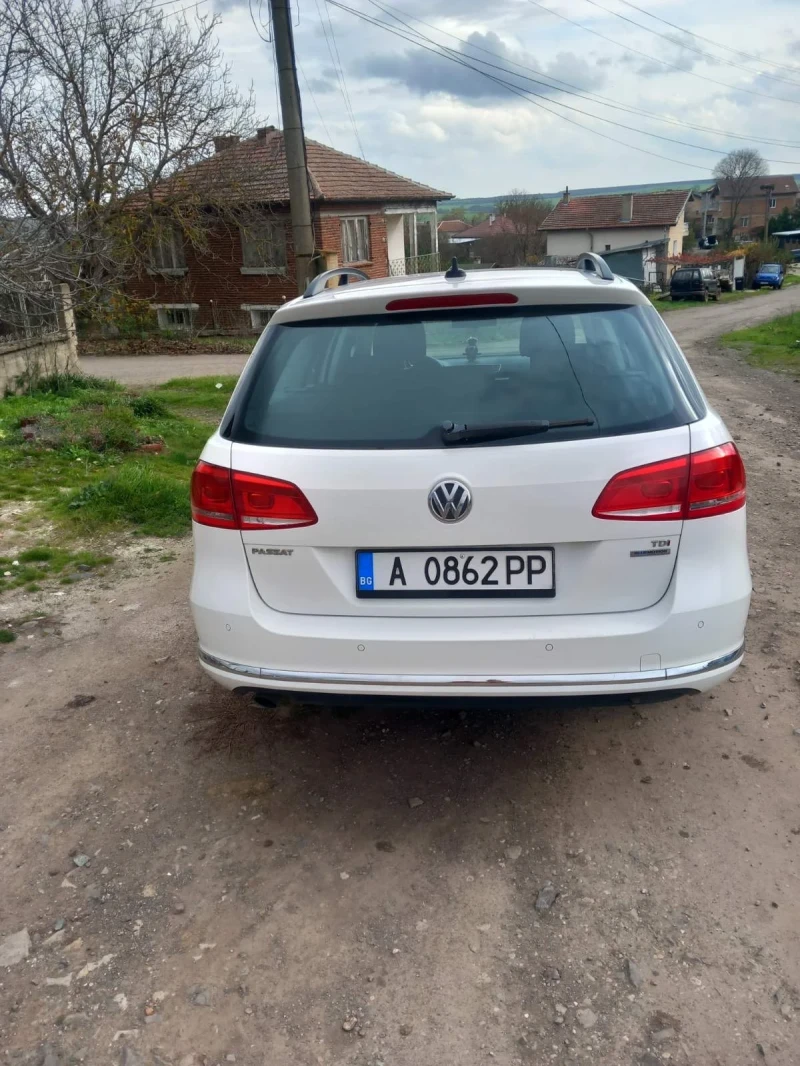 VW Passat 1.6 tdi, снимка 4 - Автомобили и джипове - 52623751