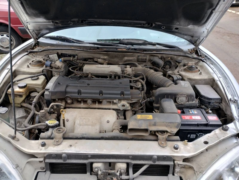 Hyundai Coupe, снимка 6 - Автомобили и джипове - 52796894