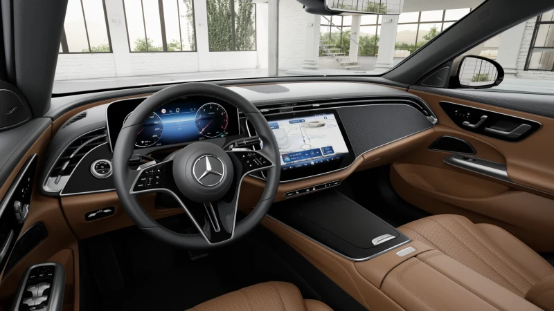 Mercedes-Benz E 200 4MATIC, снимка 8 - Автомобили и джипове - 53028805