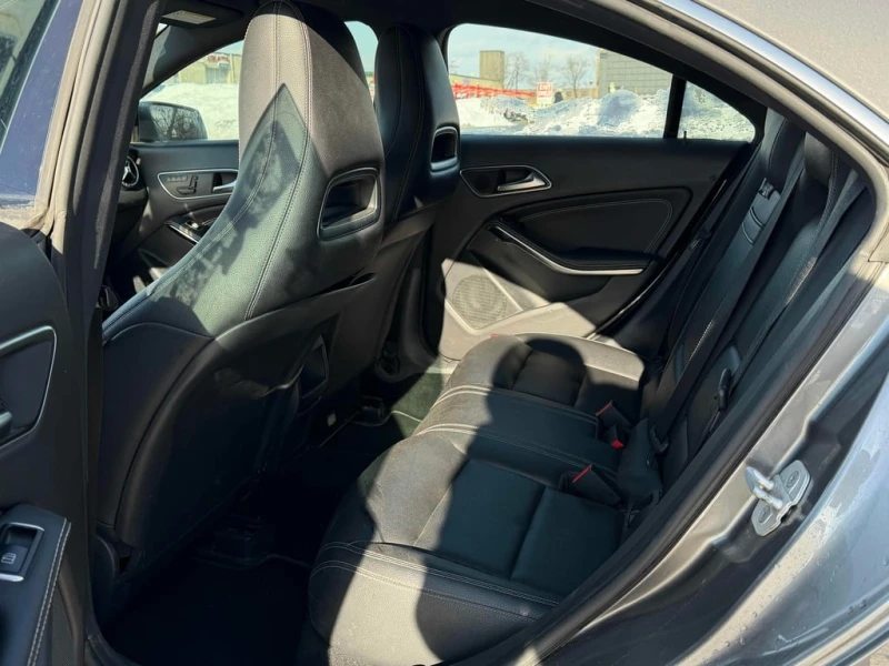 Mercedes-Benz CLA 250 2016 4MATIC * БЕЗ ПЪРВОНАЧАЛНА ВНОСКА* , снимка 12 - Автомобили и джипове - 53271235