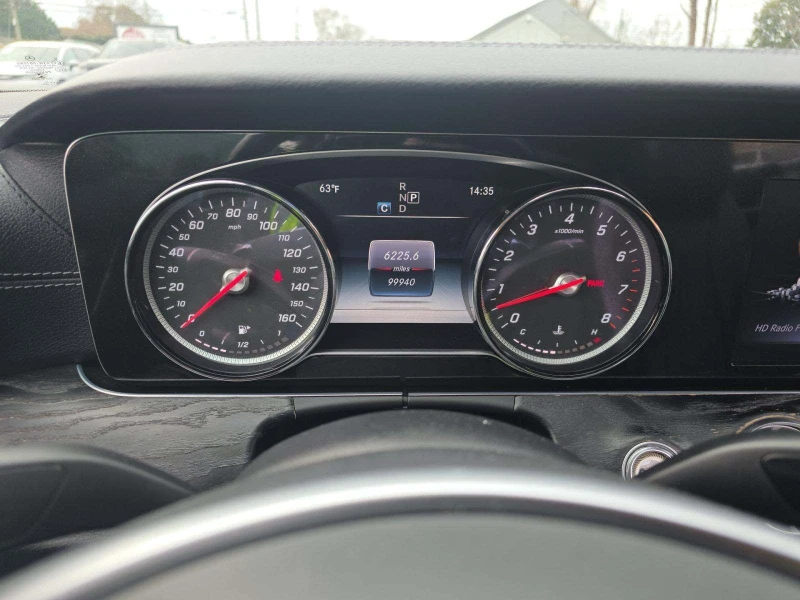 Mercedes-Benz E 400, снимка 9 - Автомобили и джипове - 53345400