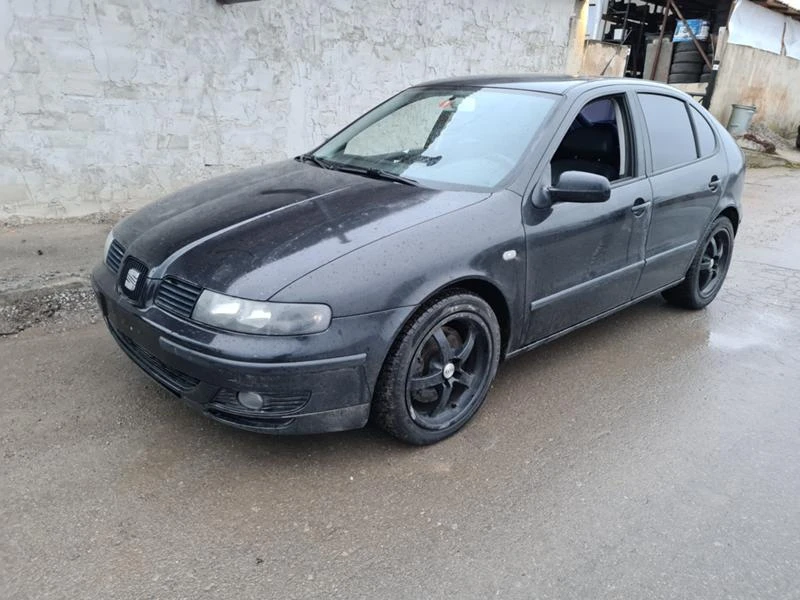 Seat Leon 1.8Т 180к.с APP, снимка 1 - Автомобили и джипове - 47659884