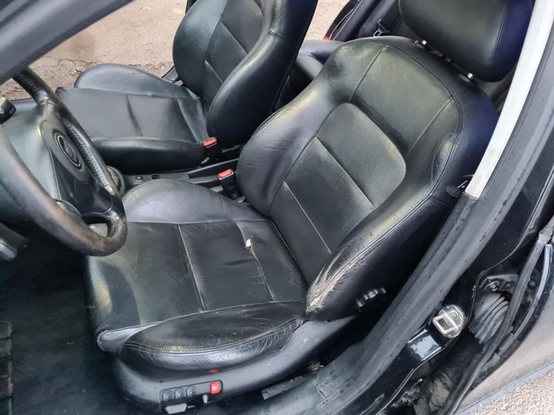 Seat Leon 1.8Т 180к.с APP, снимка 10 - Автомобили и джипове - 42396975