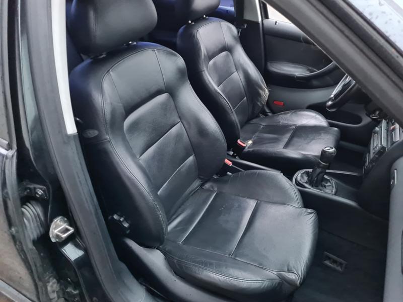 Seat Leon 1.8Т 180к.с APP, снимка 14 - Автомобили и джипове - 42396975