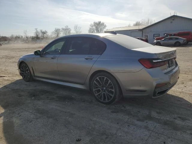 BMW 750  - изображение 4