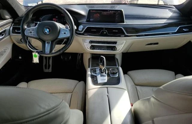 BMW 750  - изображение 7