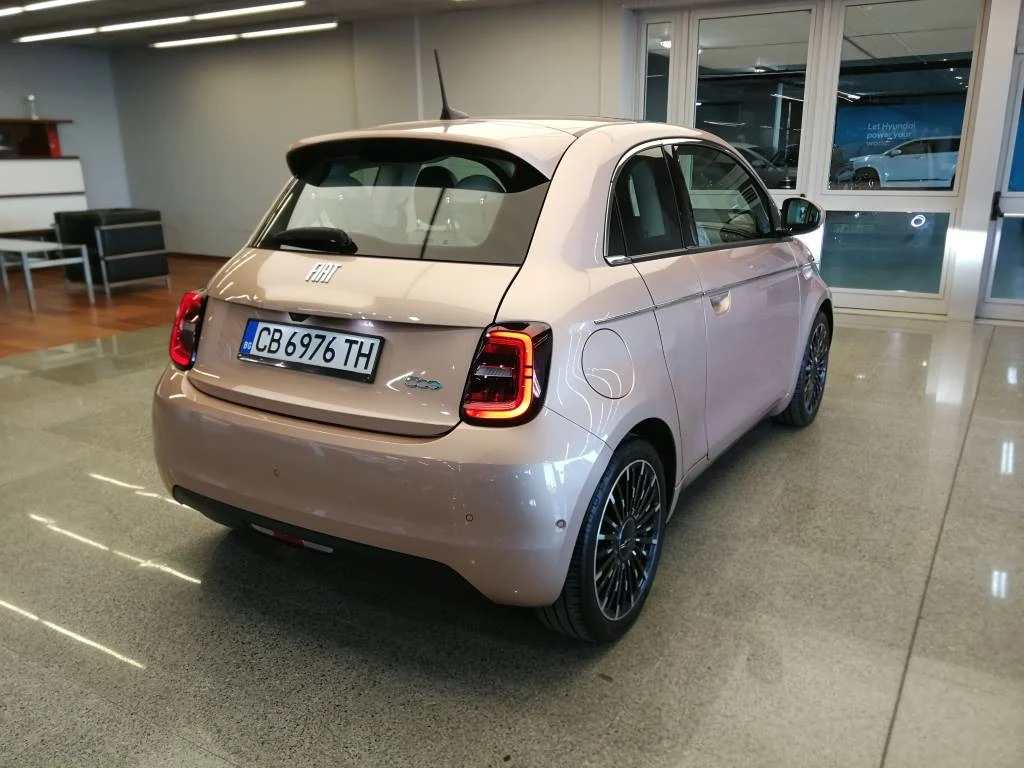 Fiat 500 La Prima - изображение 4