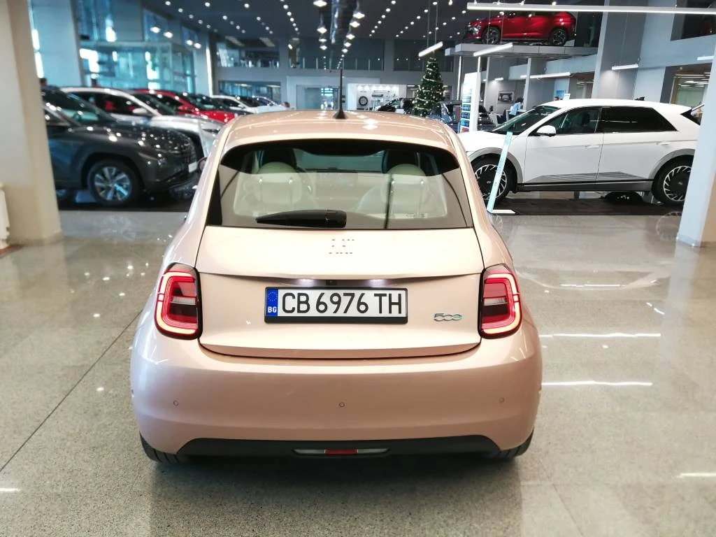 Fiat 500 La Prima - изображение 6