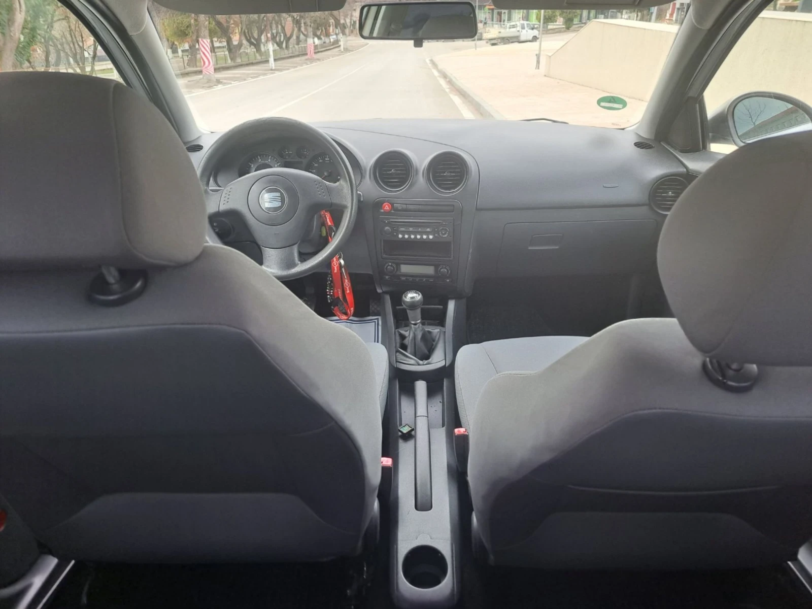 Seat Ibiza 1.4 клима,  ГАЗ - изображение 5
