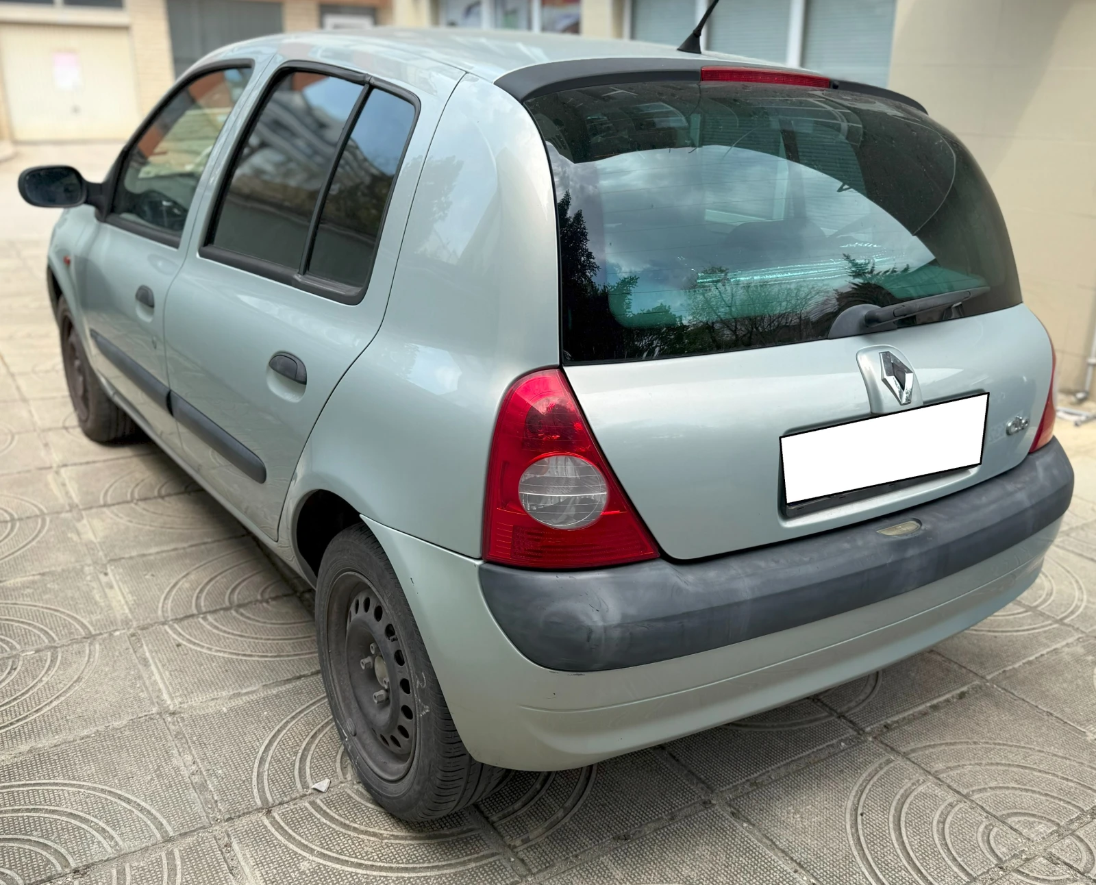 Renault Clio 2, 1.4 16V - изображение 3