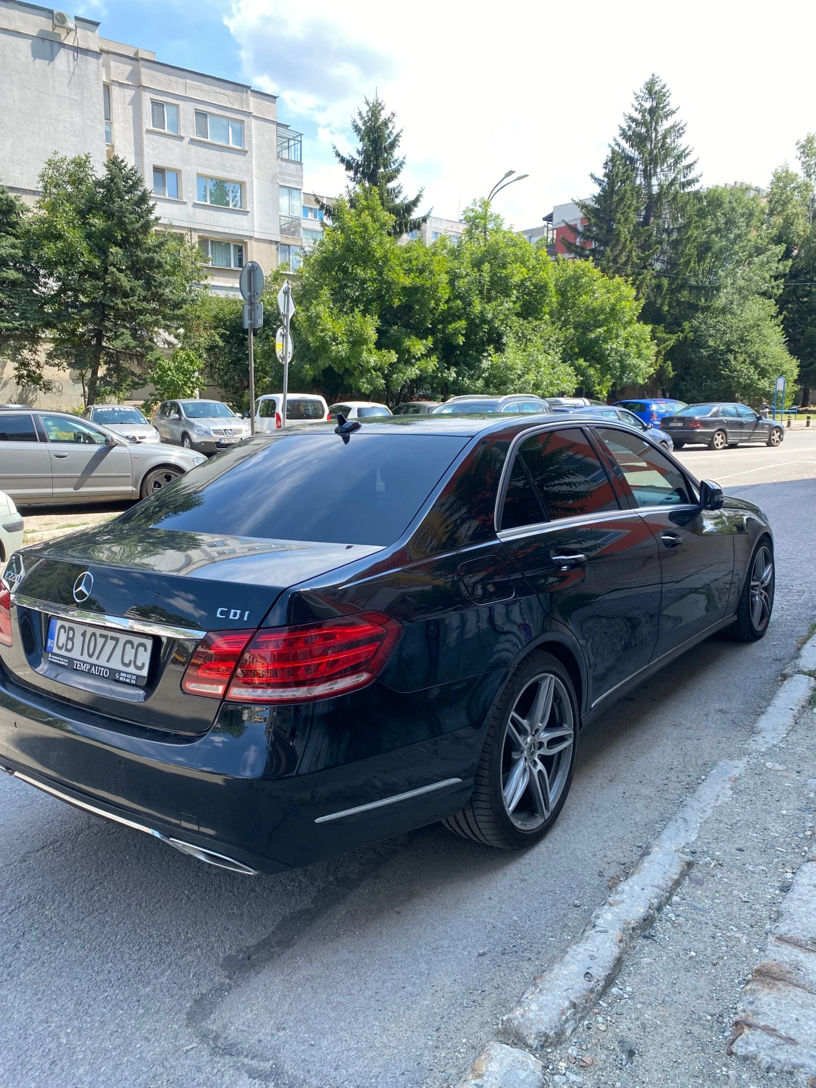 Mercedes-Benz E 220  - изображение 5