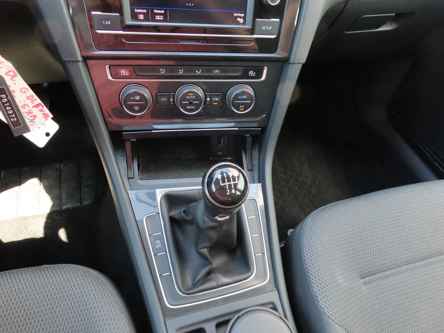 VW Golf Variant Comfortline 1.6TDI BMT - изображение 9