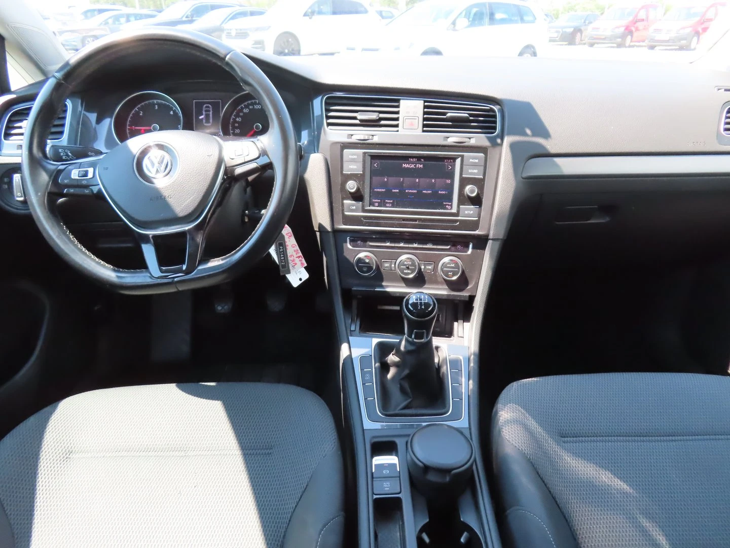 VW Golf Variant Comfortline 1.6TDI BMT - изображение 5