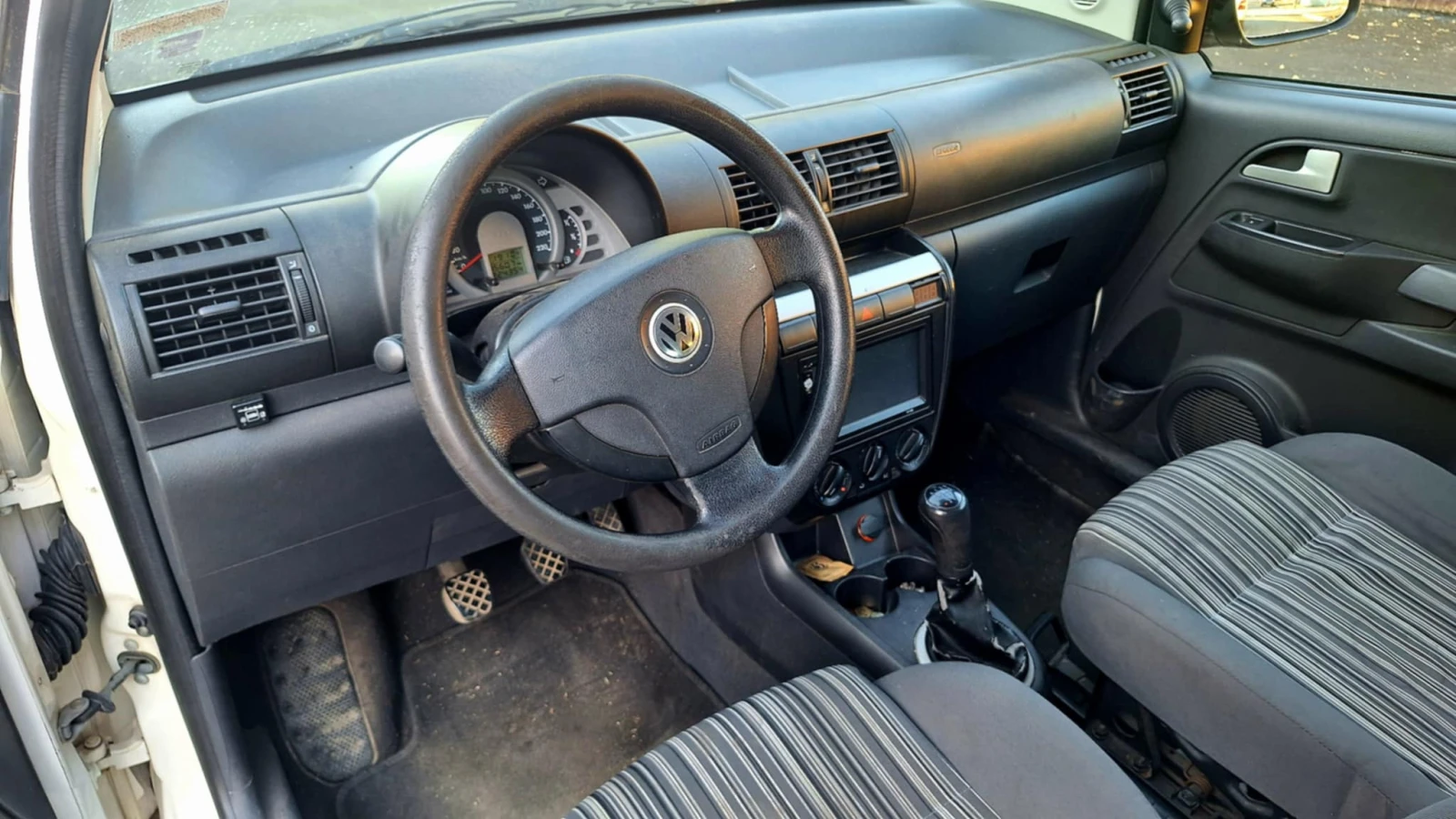 VW Fox 1.4 bifuel - изображение 6