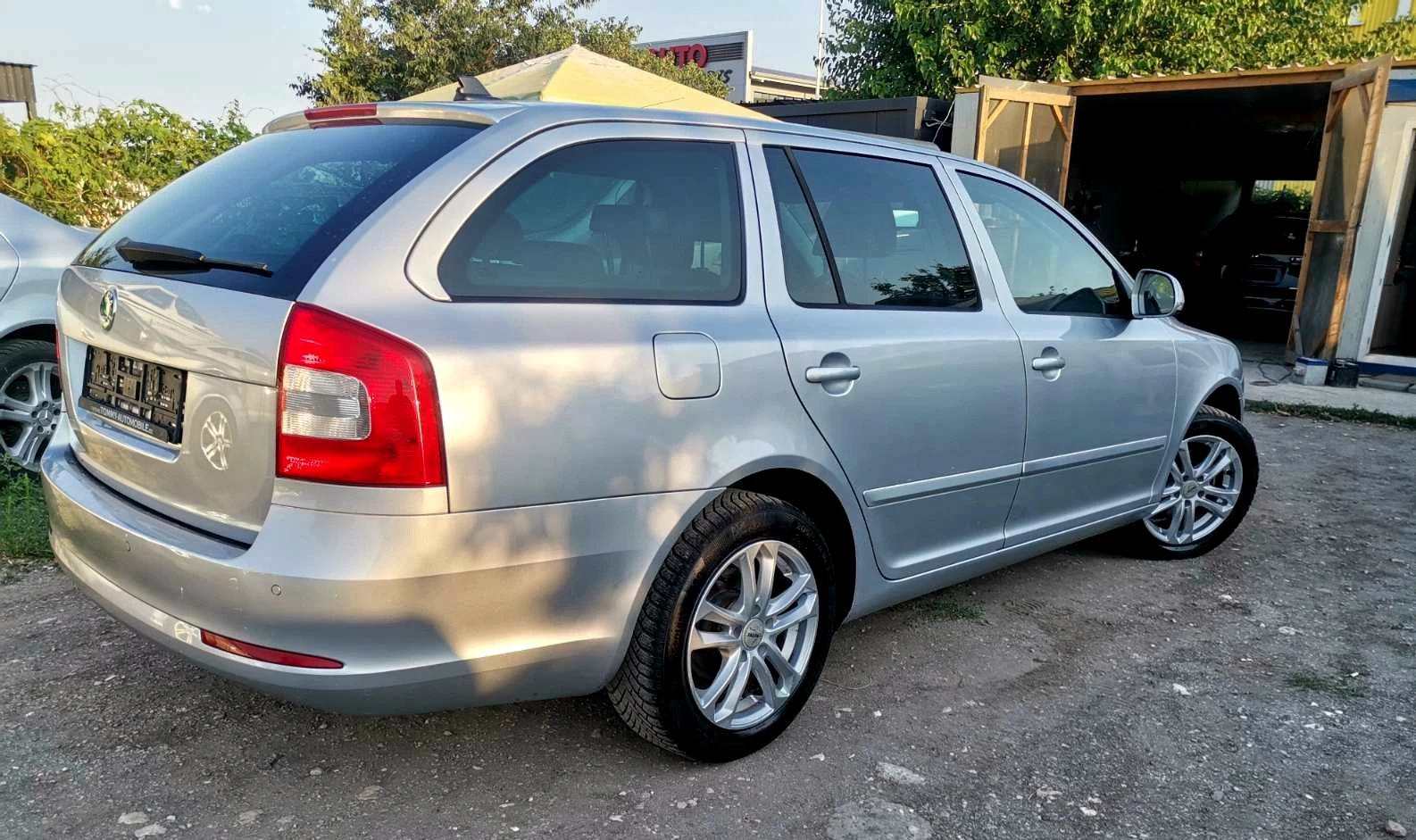 Skoda Octavia 1.8/NAVI/KOЖА/АВТОМАТ - изображение 6