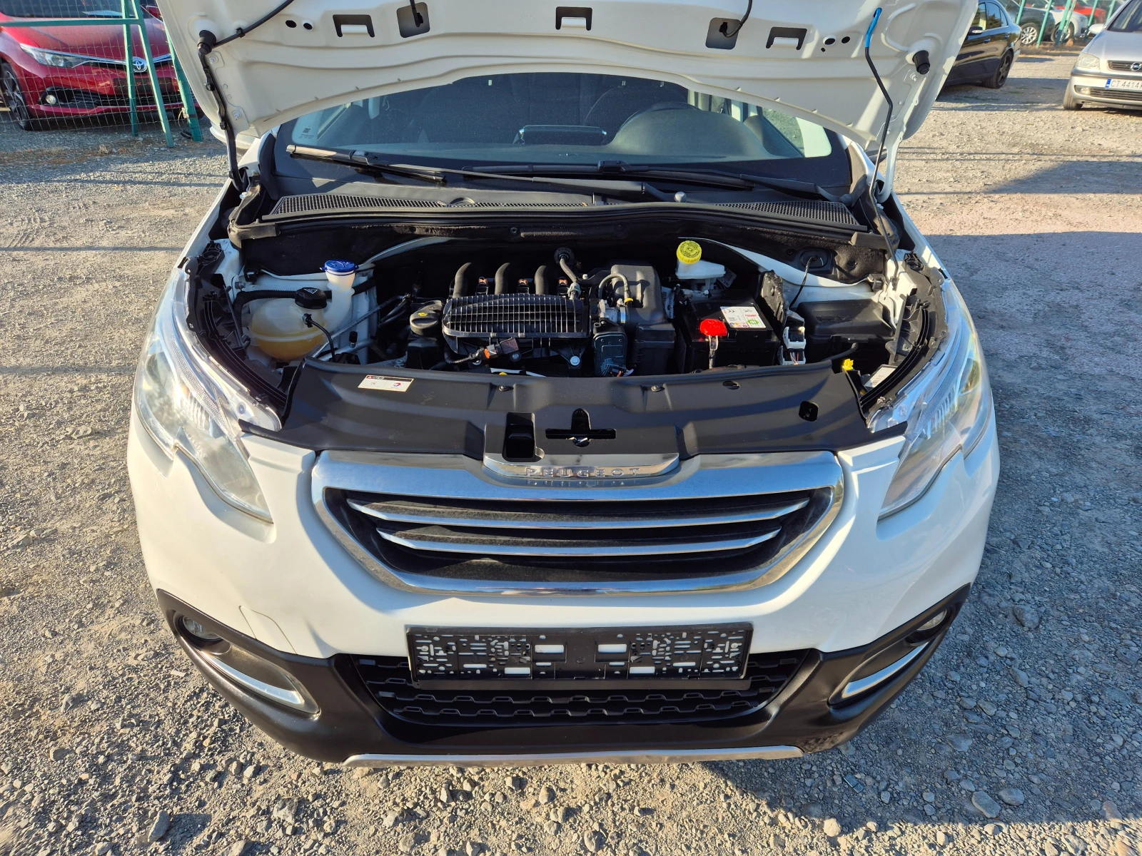 Peugeot 2008 1.2i | Mobile.bg   15