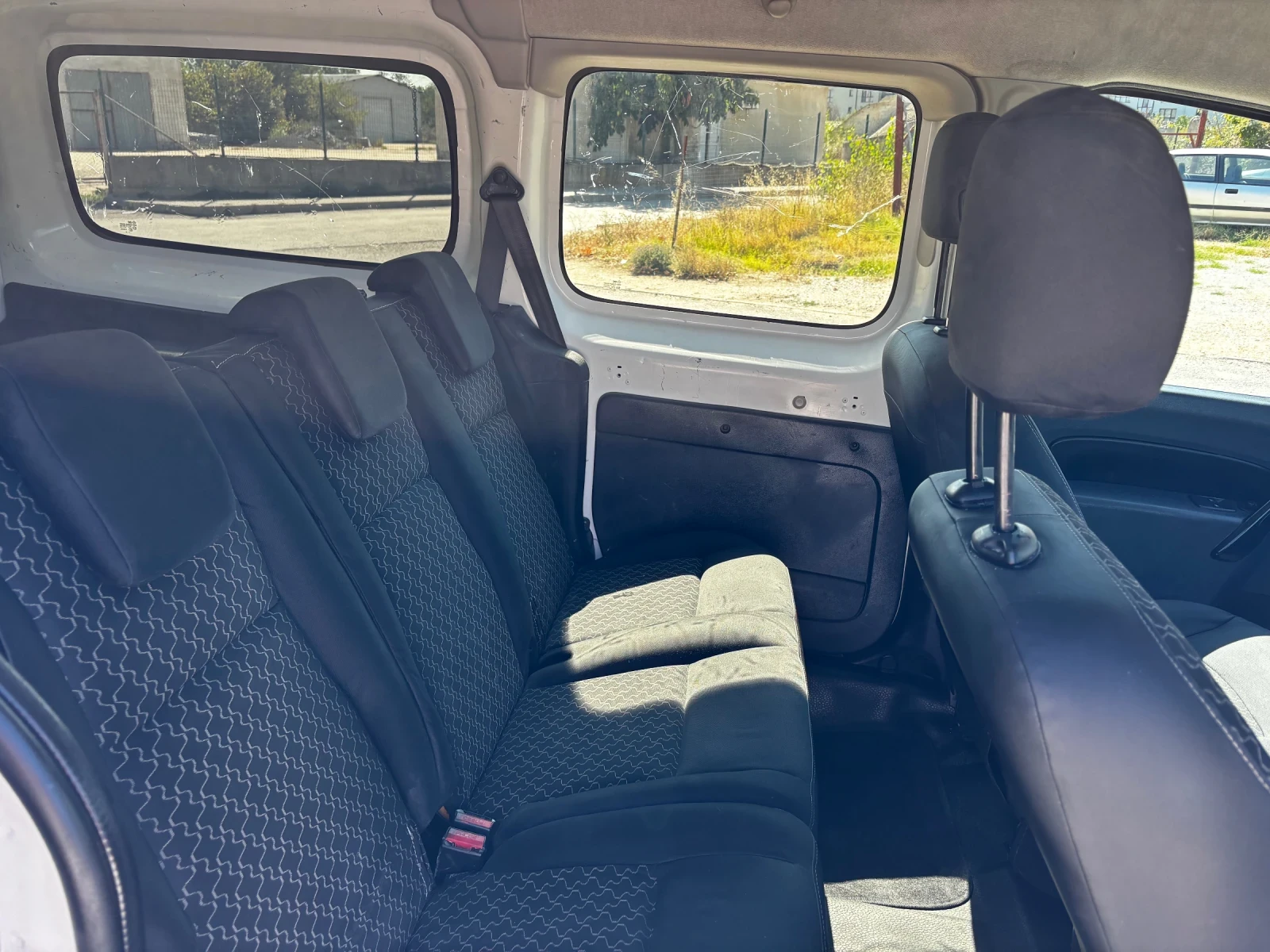 Renault Kangoo Дълга база - изображение 7