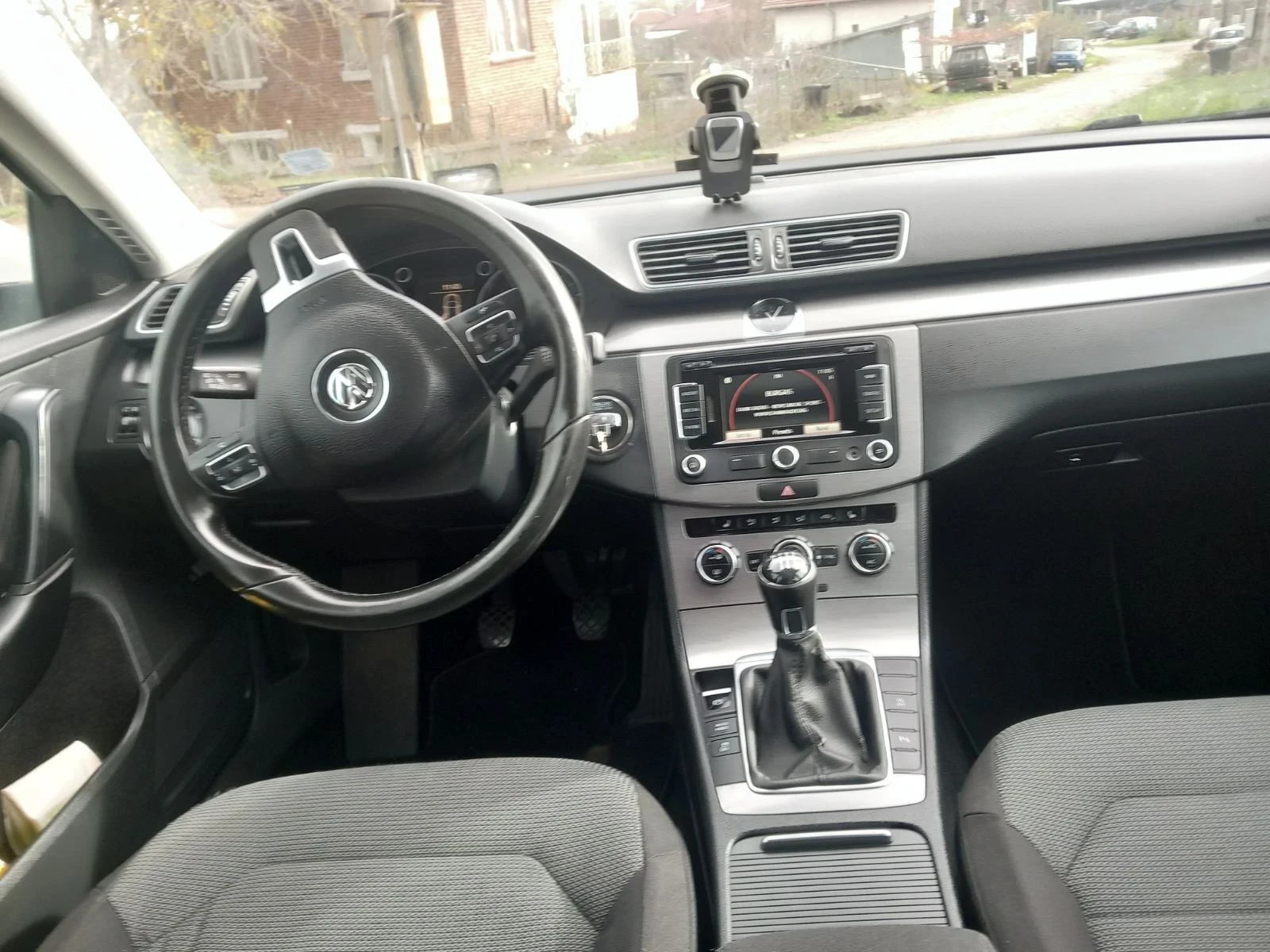 VW Passat 1.6 tdi - изображение 6