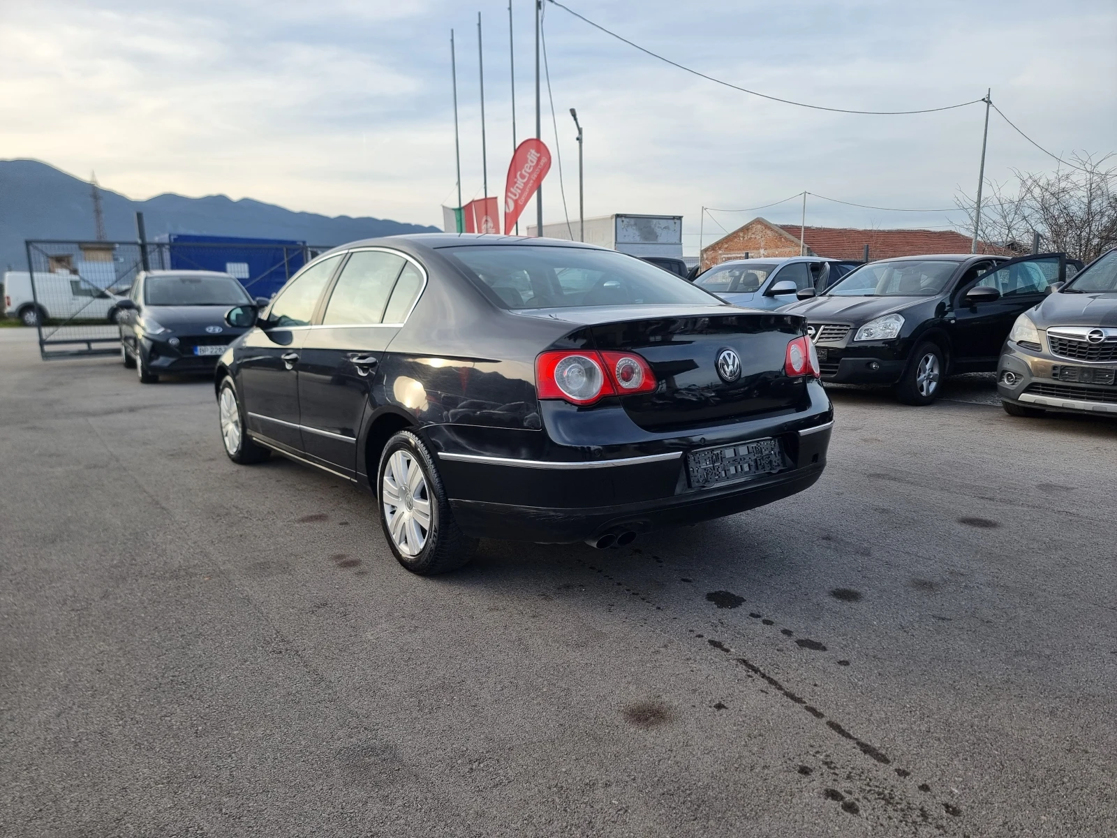 VW Passat 2.0TDI HIGHLINE - изображение 4