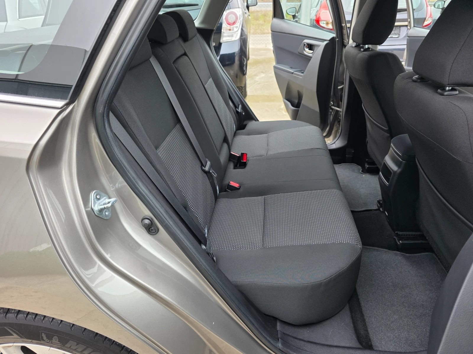 Toyota Auris 1.6 VVTI Навигация Автопилот Камера Евро 5 - изображение 9