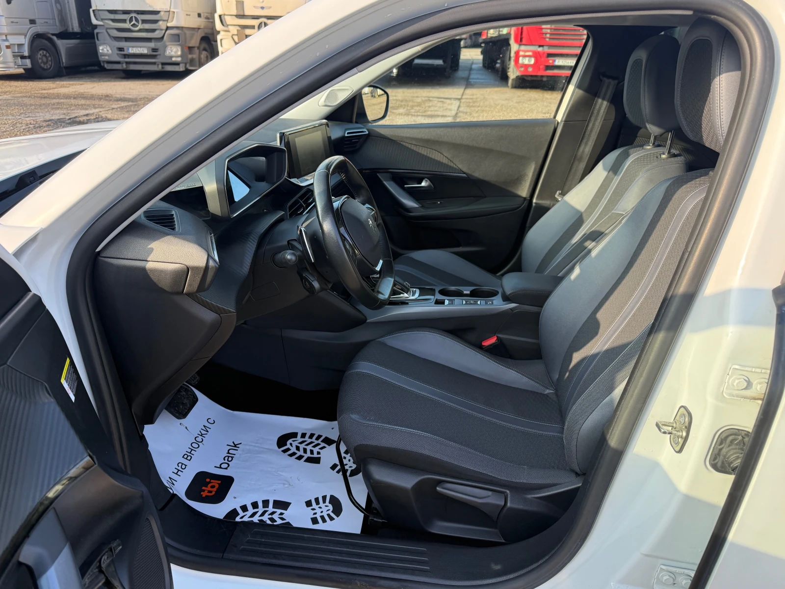 Peugeot 2008 1.5 HDI - изображение 9