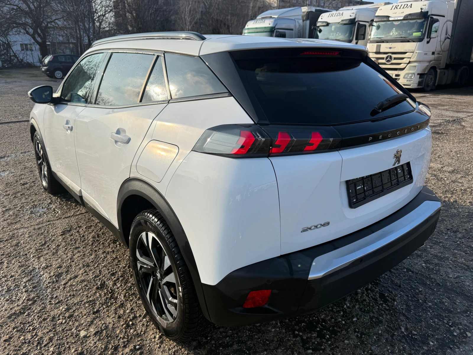 Peugeot 2008 1.5 HDI - изображение 7