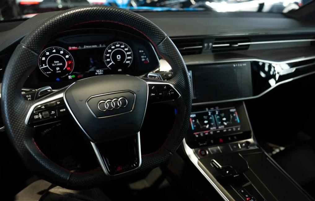 Audi Rs6 Avant 4.0 TFSI Quattro, снимка 7 - Автомобили и джипове - 53897312