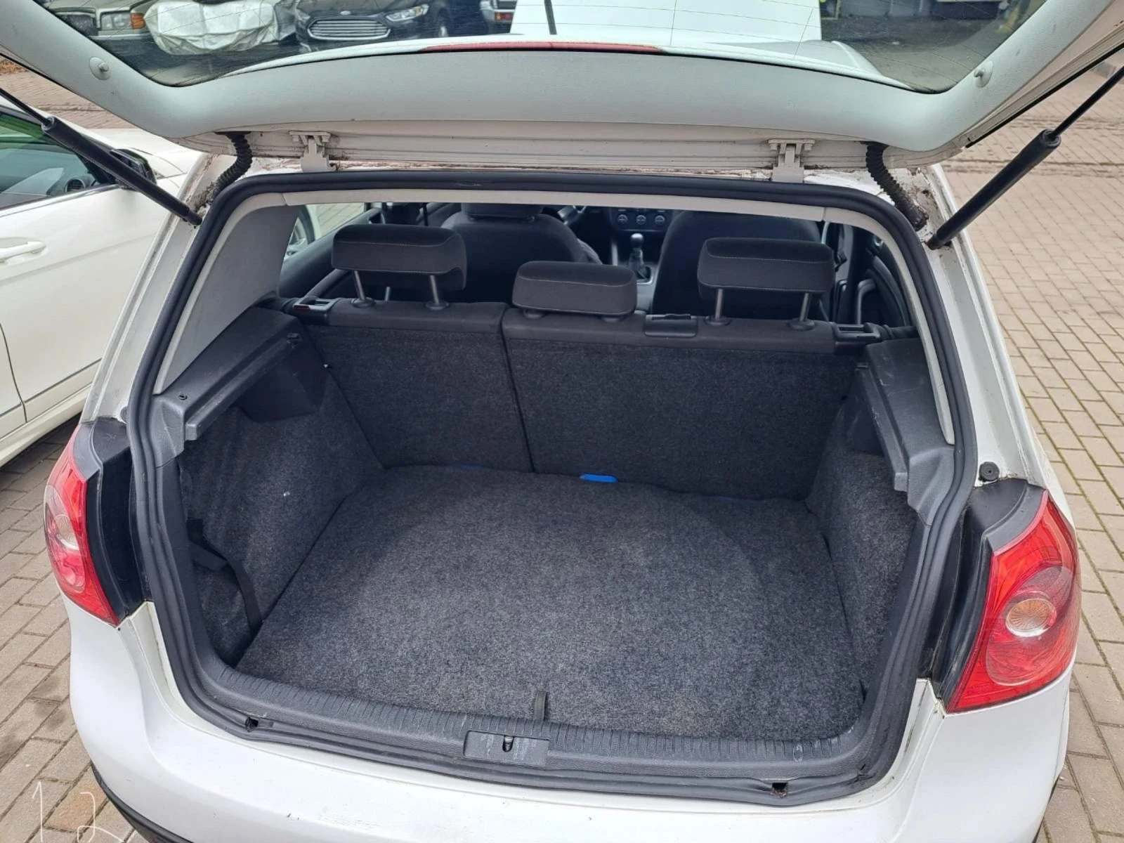 VW Golf 1, 6  Бензин / Газ, снимка 12 - Автомобили и джипове - 53917759