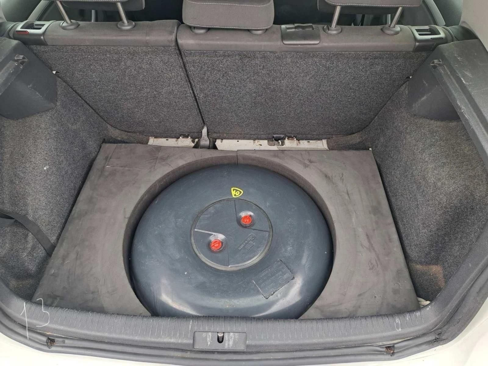 VW Golf 1, 6  Бензин / Газ, снимка 13 - Автомобили и джипове - 53917759