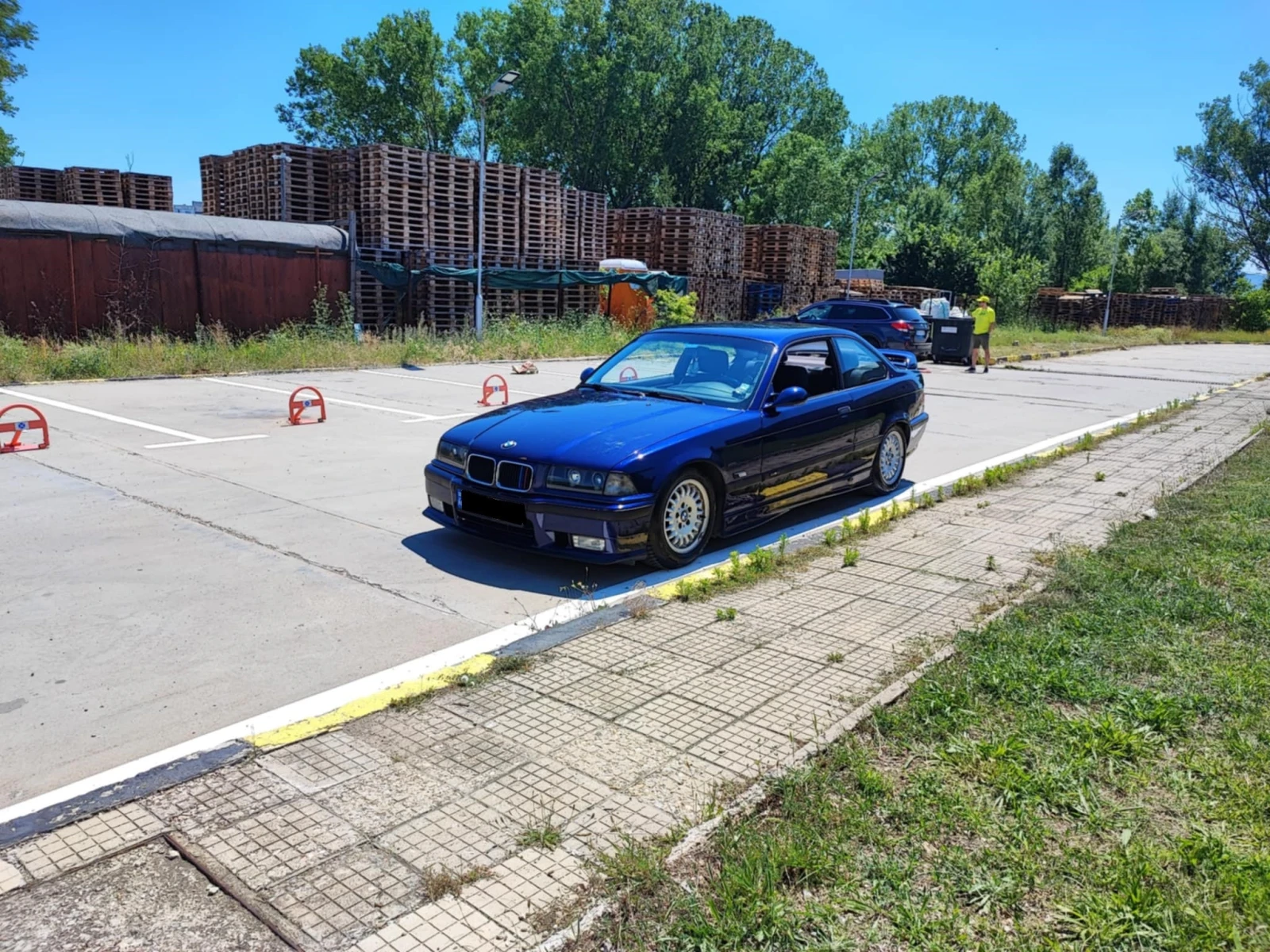 BMW 318 is, снимка 2 - Автомобили и джипове - 54444850