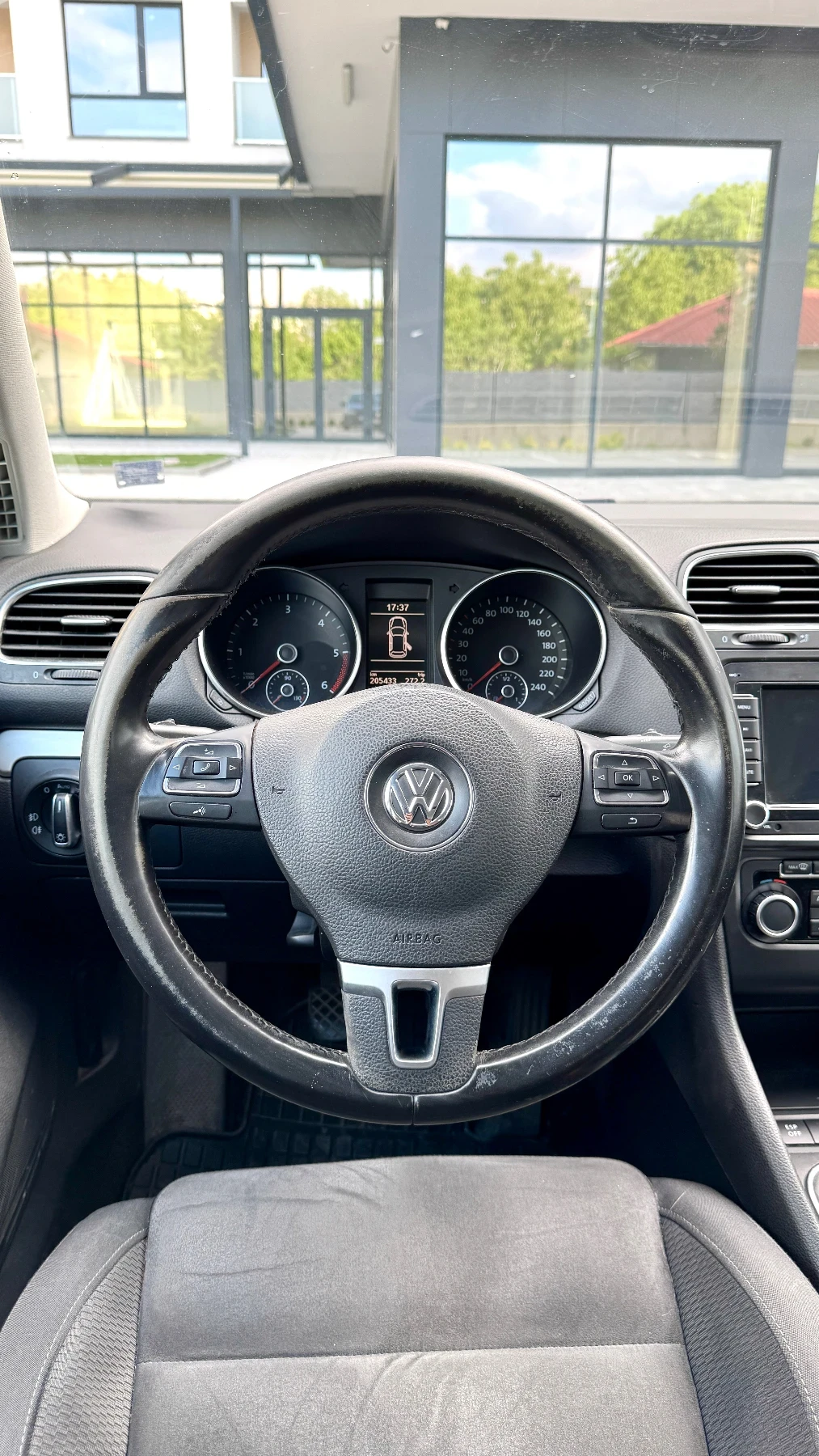 VW Golf HIGHLINE, снимка 8 - Автомобили и джипове - 54486158