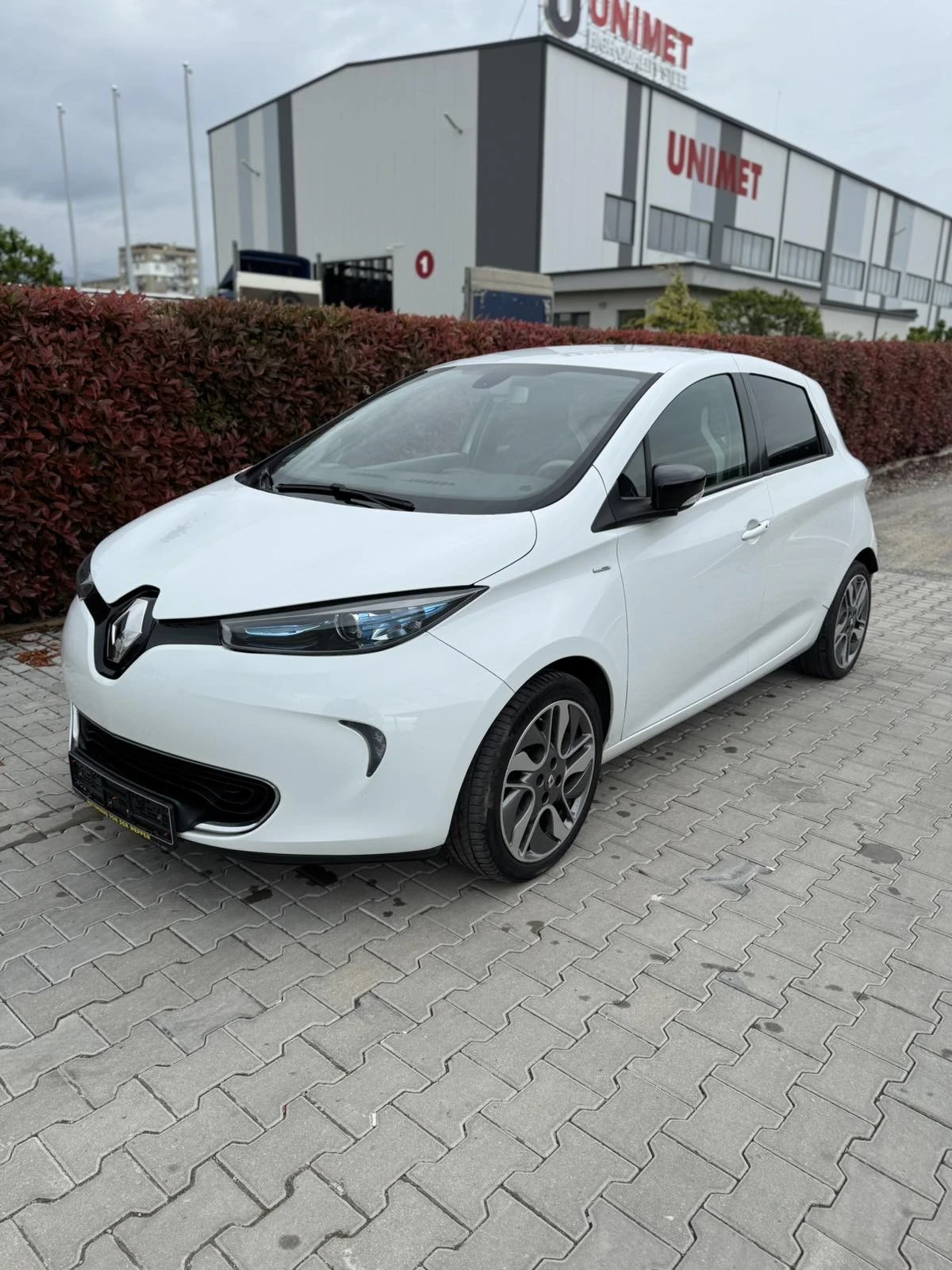 Renault Zoe 41kw* Bose edition* Камера* Кожен Салон* Фулл екст