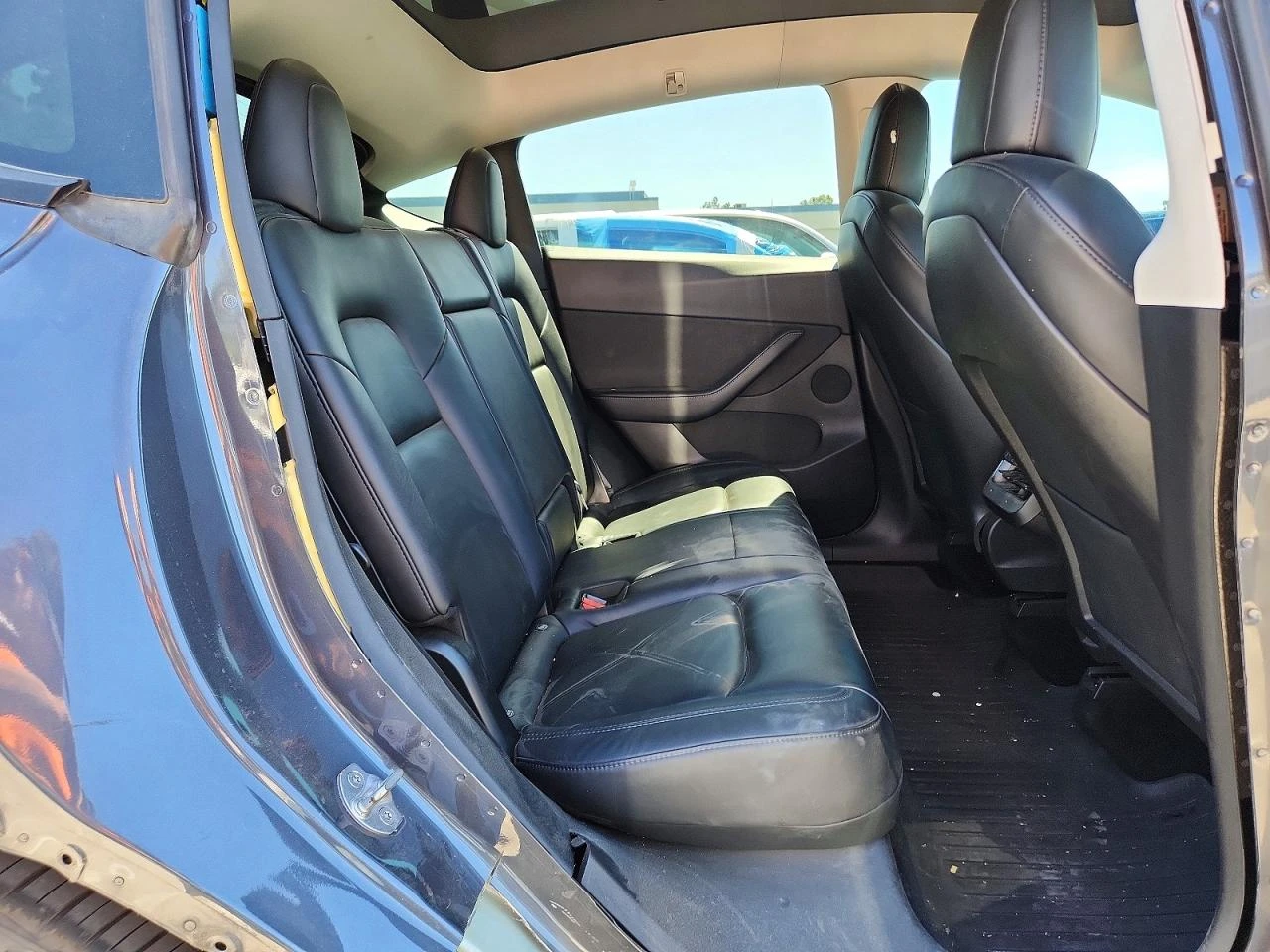 Tesla Model Y | Mobile.bg � ����������� 10