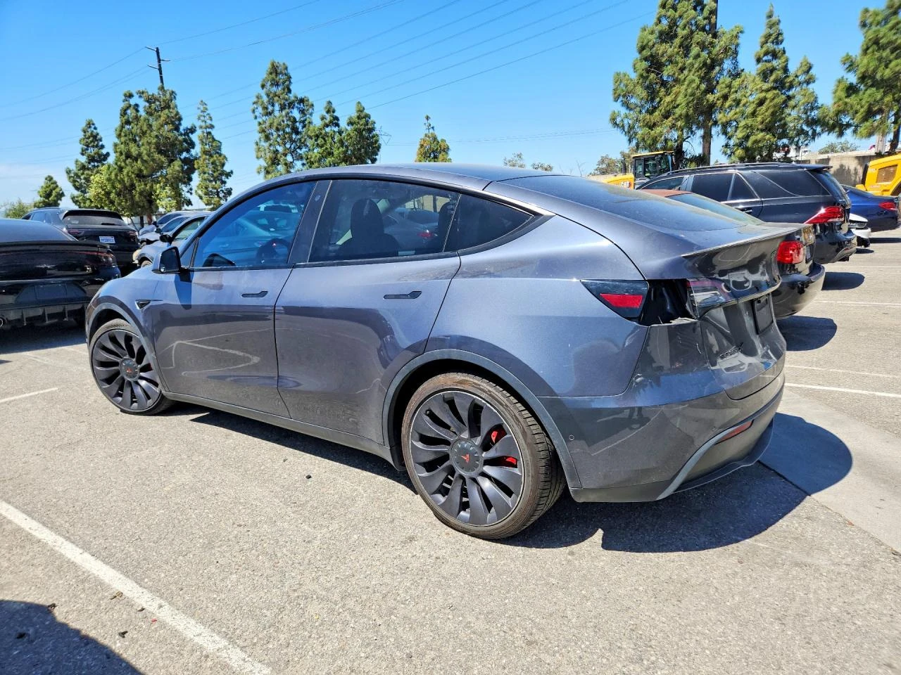 Tesla Model Y | Mobile.bg � ����������� 2