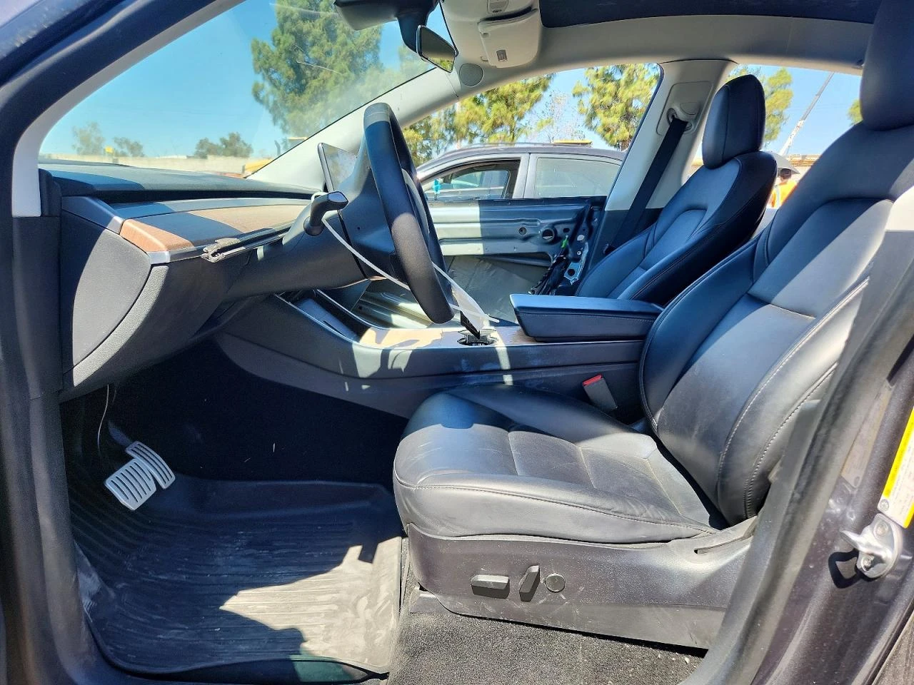 Tesla Model Y | Mobile.bg � ����������� 7