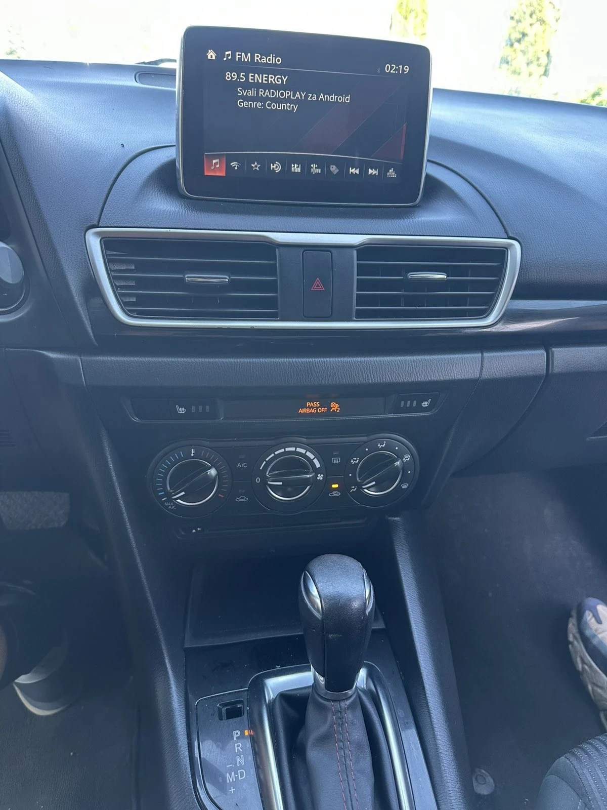 Mazda 3 2.0, снимка 10 - Автомобили и джипове - 54732658