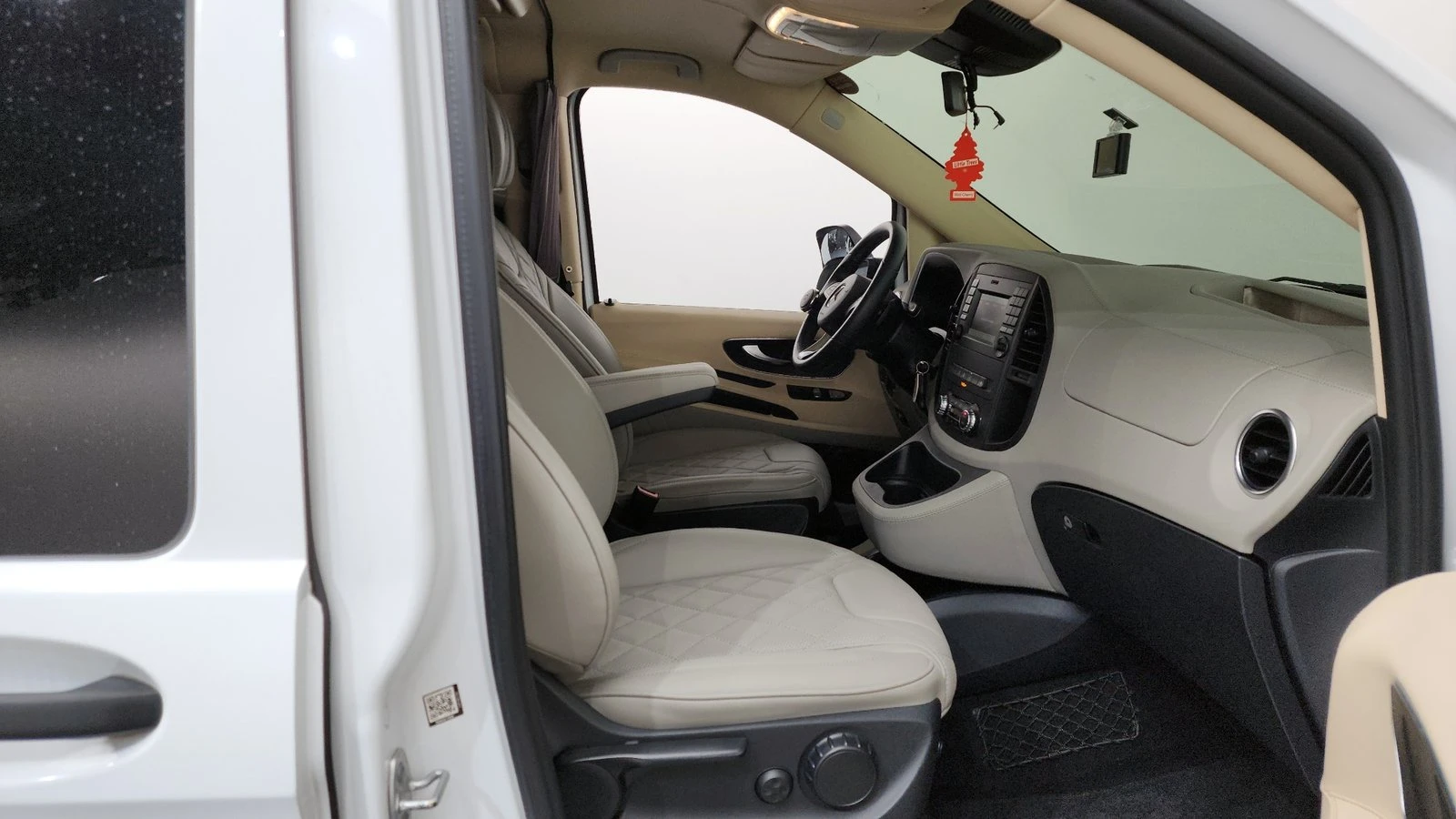 Mercedes-Benz V 300 ОБДУХВАНЕ* BLIND SPOT* КРАЙНА ЦЕНА, снимка 11 - Автомобили и джипове - 55271953