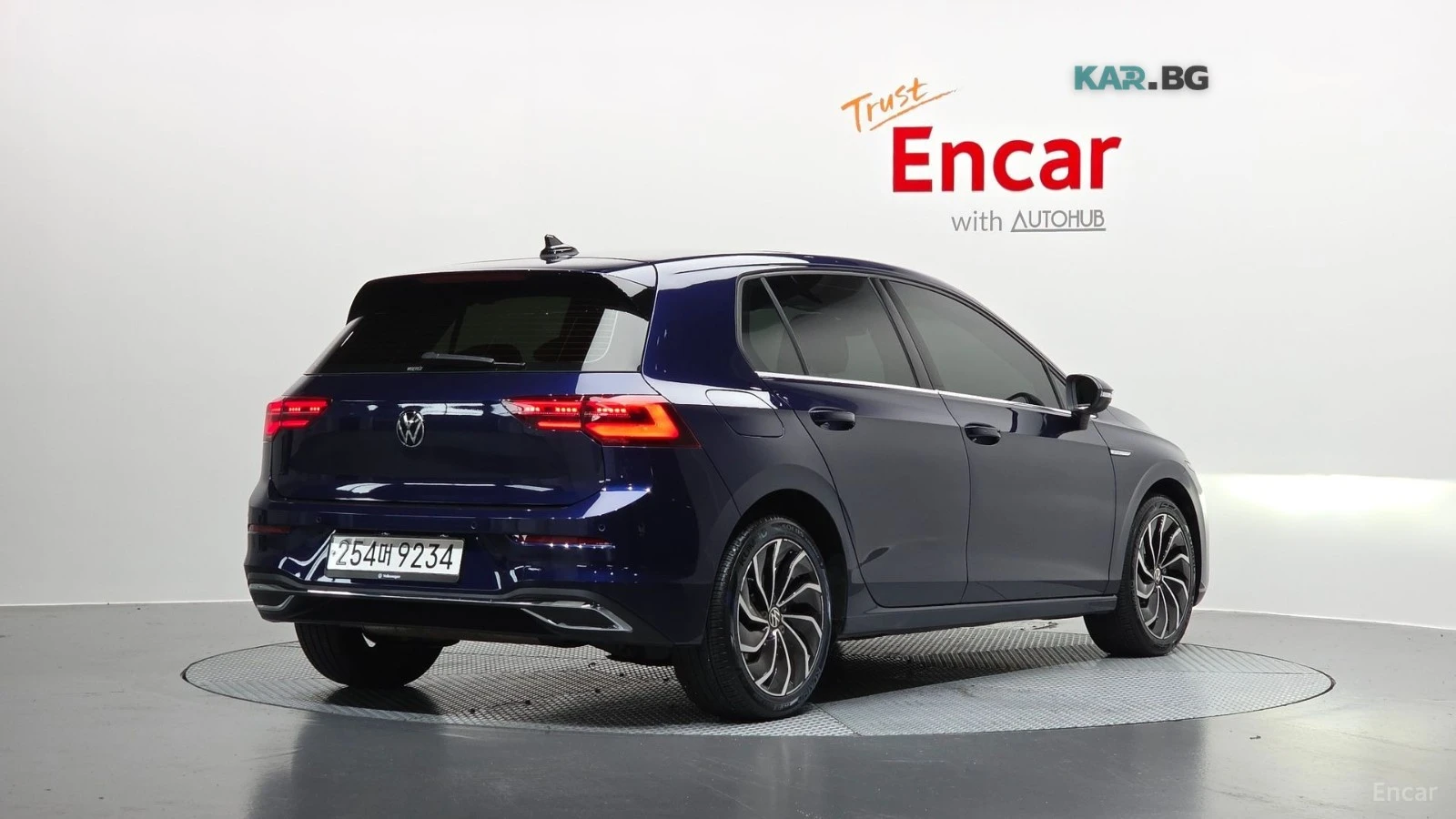 VW Golf 8* 2.0TDI* PRESTIGE* DISTRONIC* HUD* , снимка 3 - Автомобили и джипове - 55311089