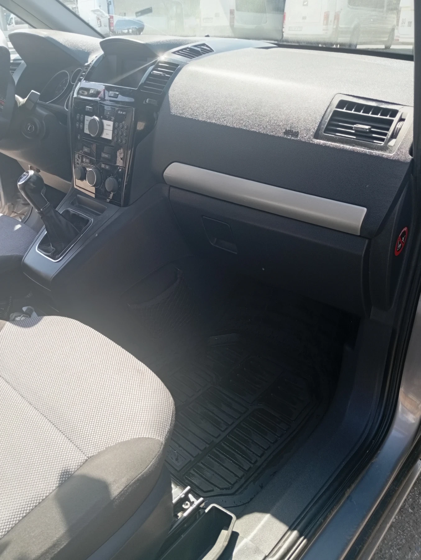 Opel Zafira W0L0ANM75B211332333, снимка 16 - Автомобили и джипове - 55431693