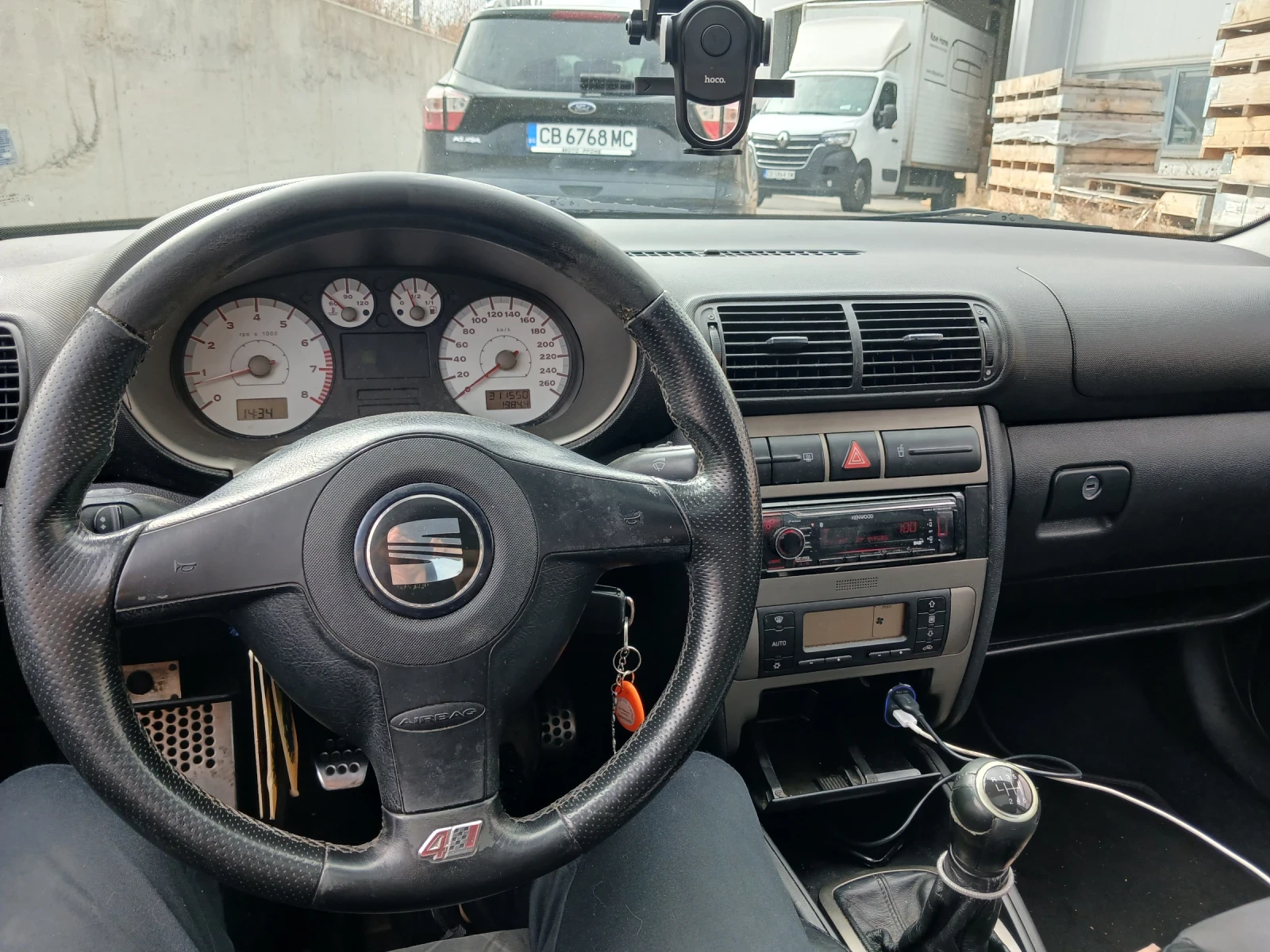 Seat Leon 2.8 v6 , снимка 3 - Автомобили и джипове - 56085255
