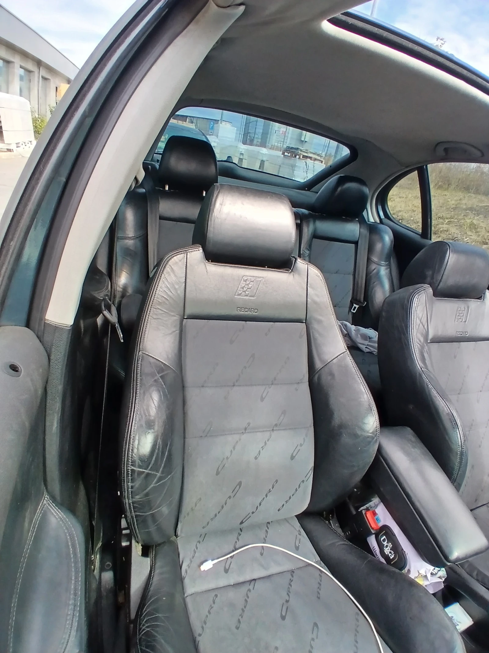 Seat Leon 2.8 v6 , снимка 7 - Автомобили и джипове - 56085255