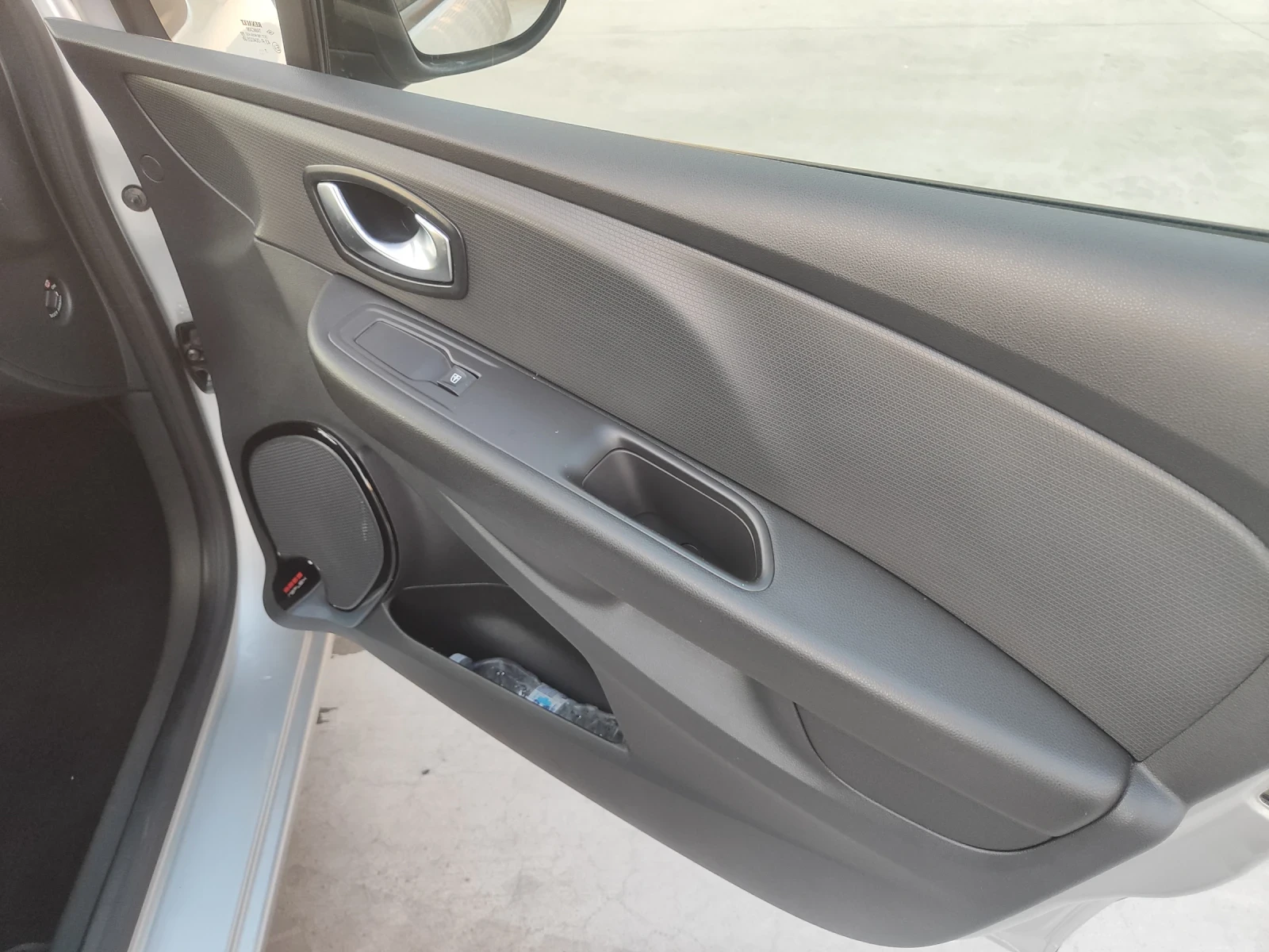 Renault Clio, снимка 9 - Автомобили и джипове - 56231365