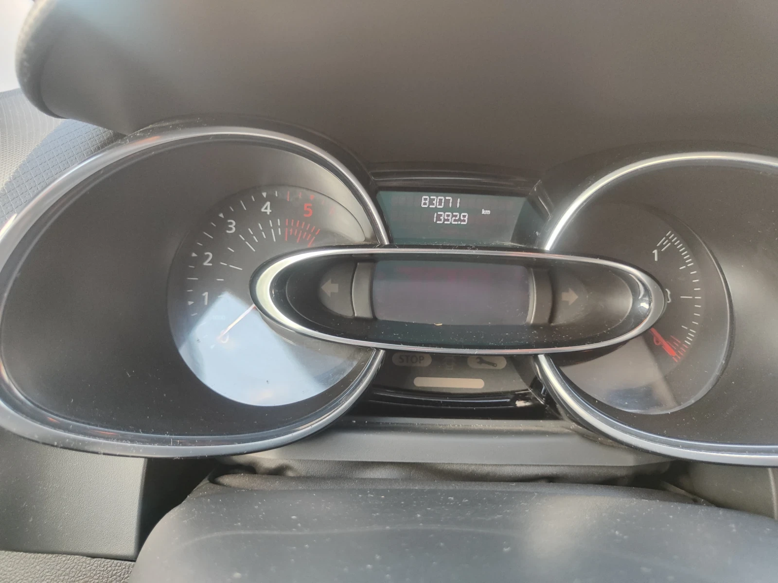 Renault Clio, снимка 14 - Автомобили и джипове - 56231365