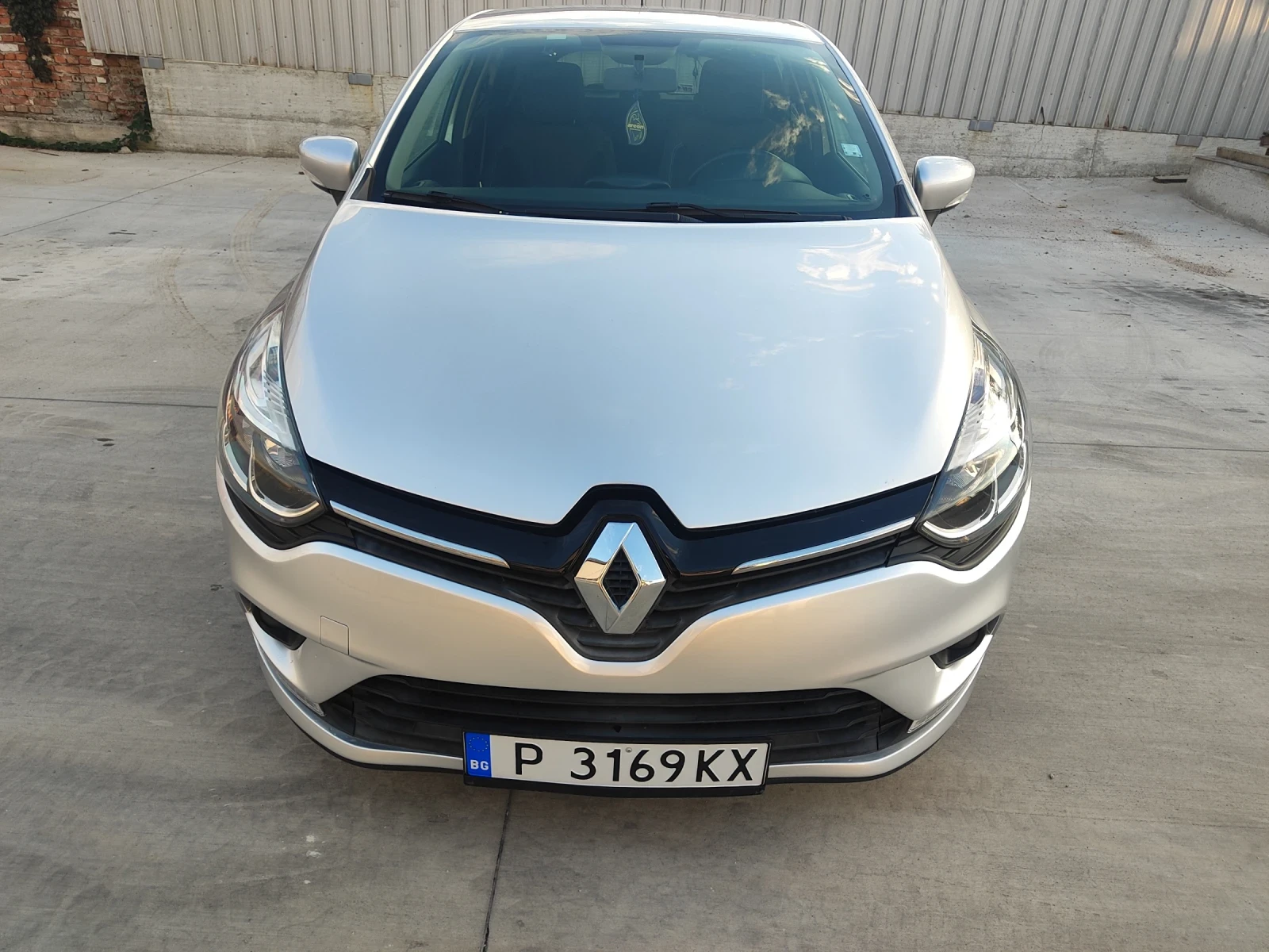 Renault Clio, снимка 2 - Автомобили и джипове - 56231365