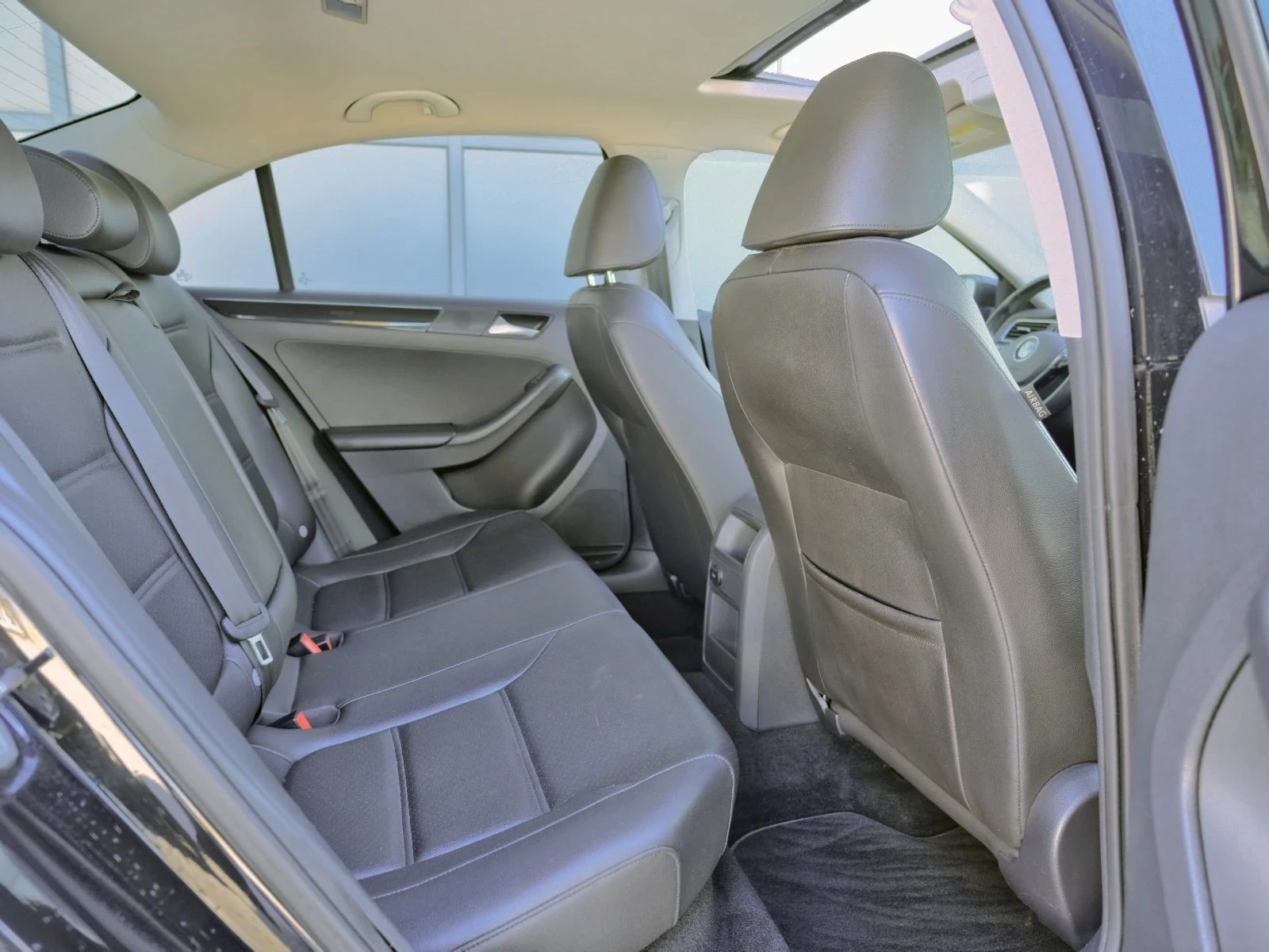 VW Jetta 1.8 TSI 170�� ������� ��������� ������� | Mobile.bg � ����������� 11