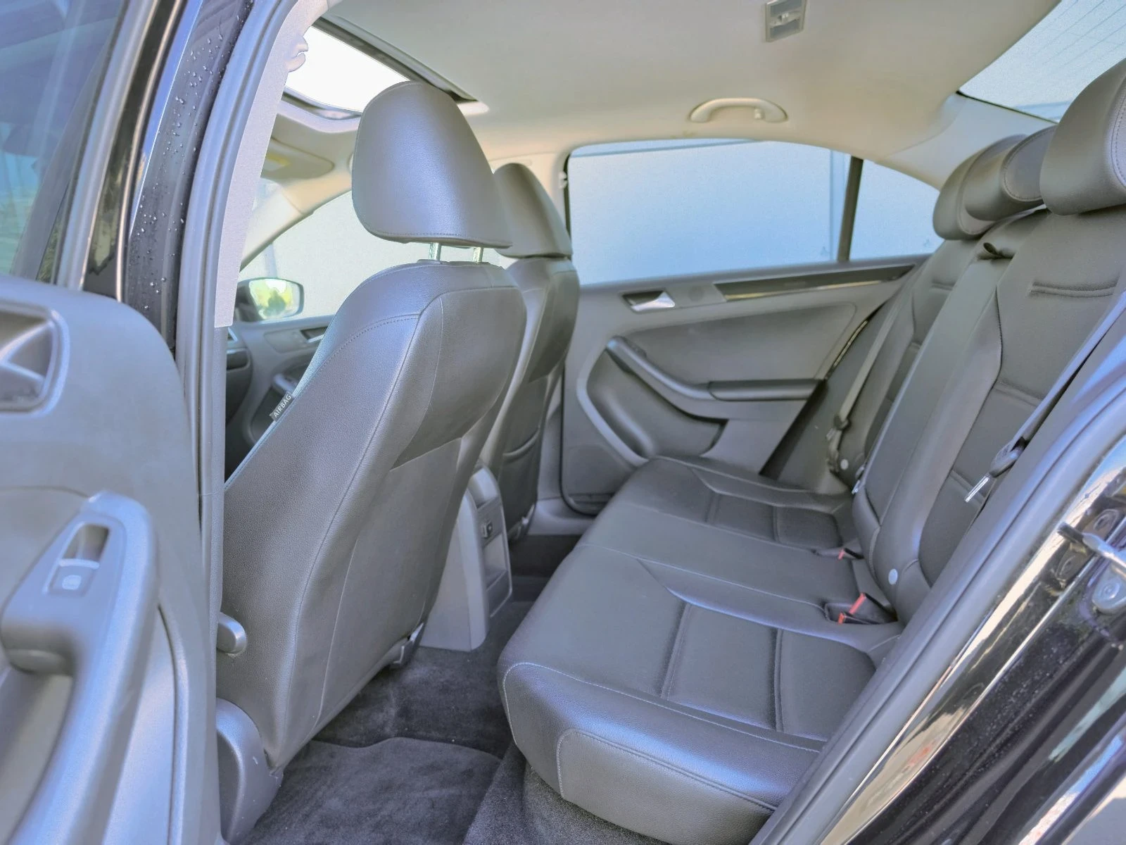 VW Jetta 1.8 TSI 170�� ������� ��������� ������� | Mobile.bg � ����������� 10