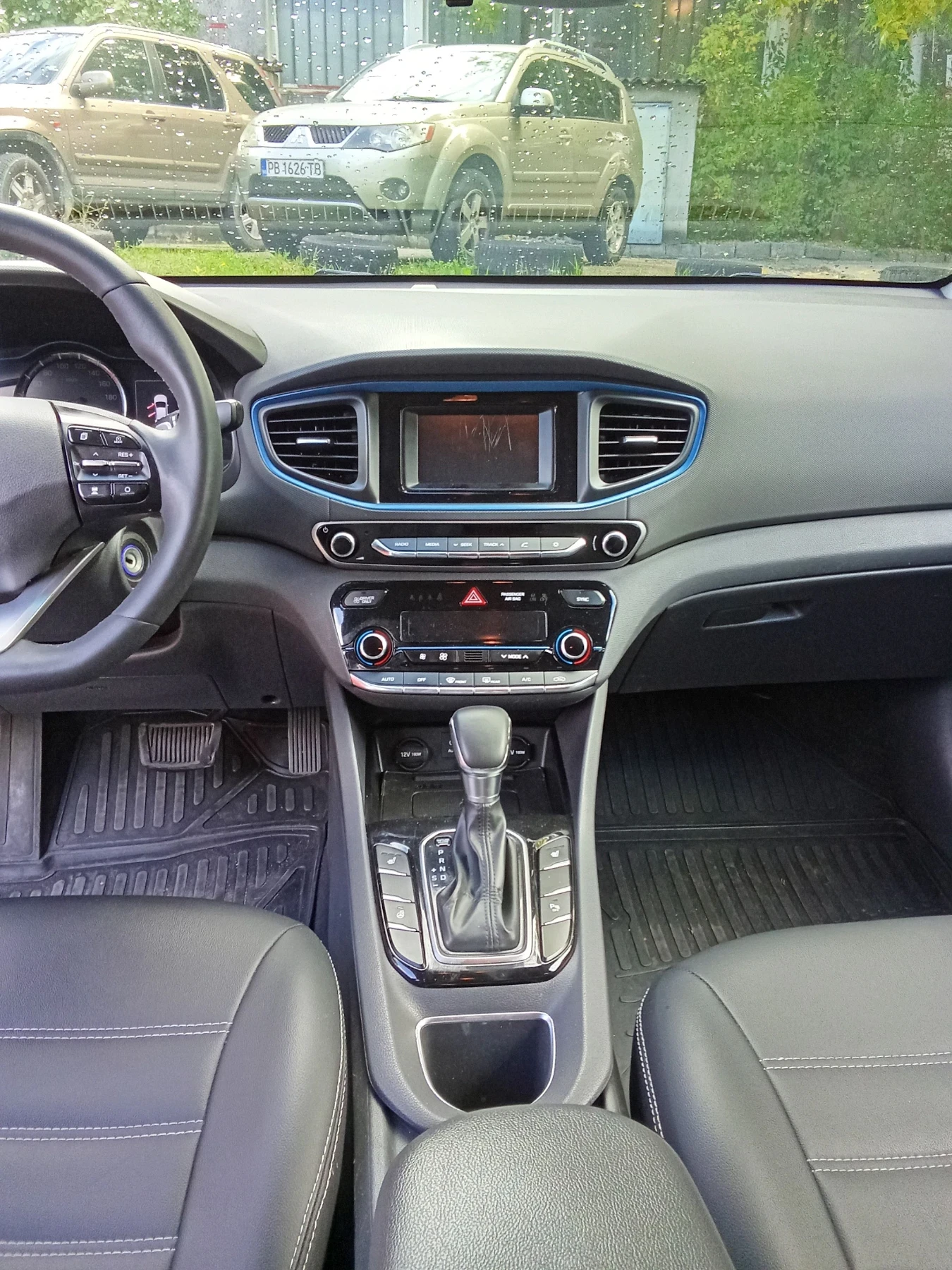 Hyundai Ioniq, снимка 8 - Автомобили и джипове - 56623137
